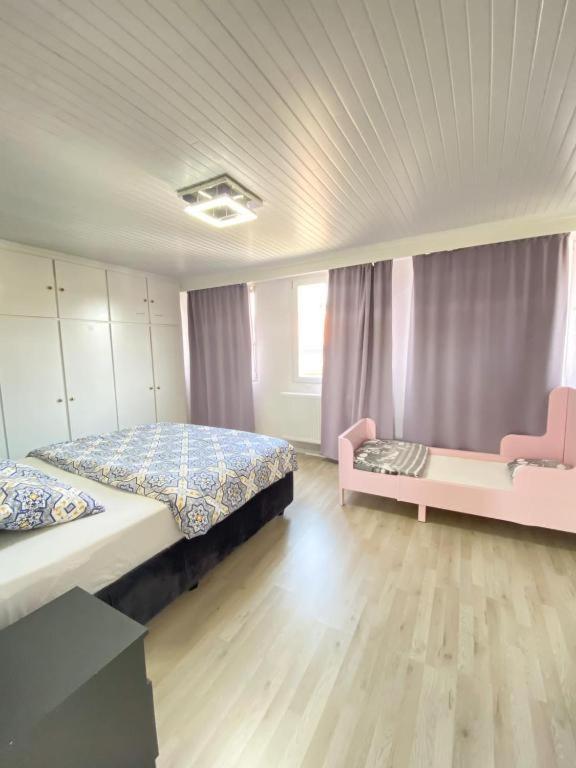 Big Sunset 2 Bedroom House With A Garden Antwerpen Exteriör bild