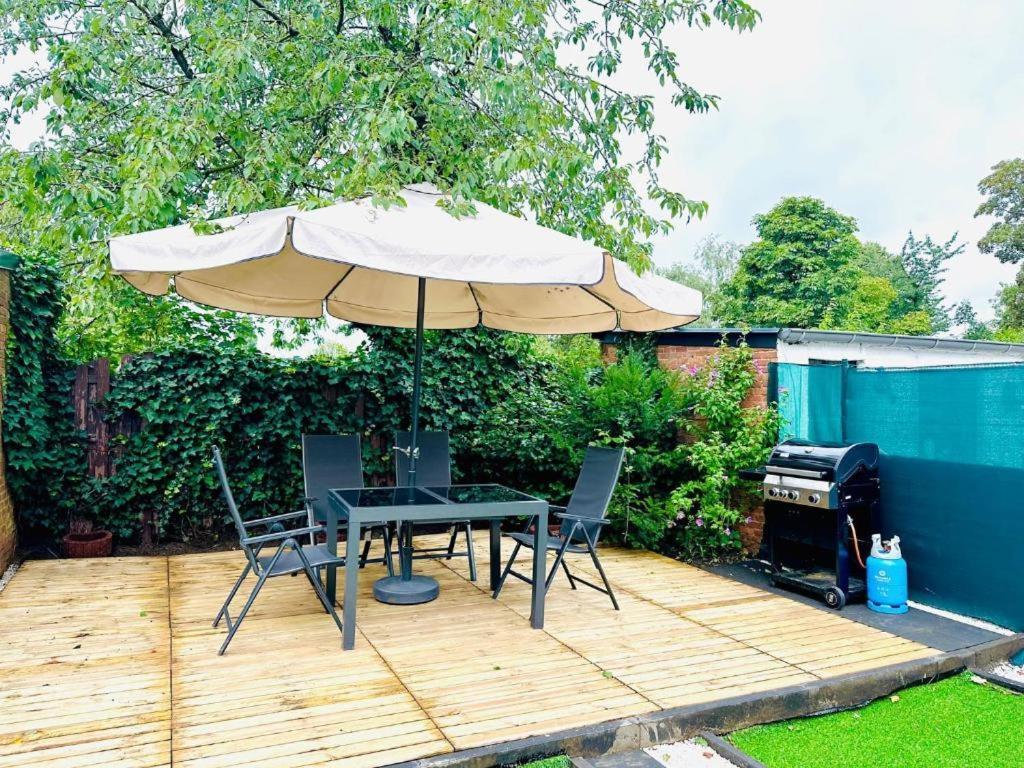 Big Sunset 2 Bedroom House With A Garden Antwerpen Exteriör bild
